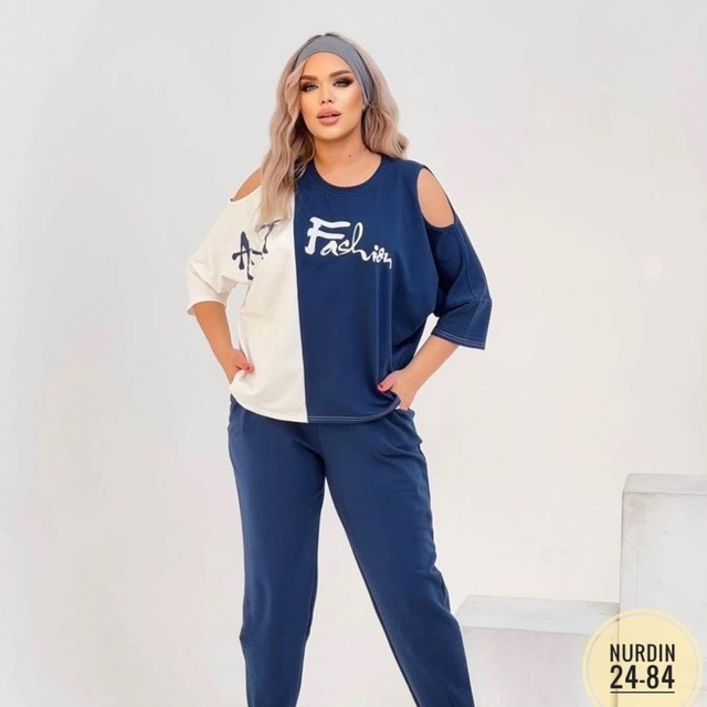 Спортивный костюм 22926878