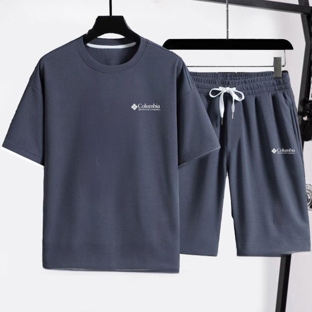 Спортивный костюм 22928943