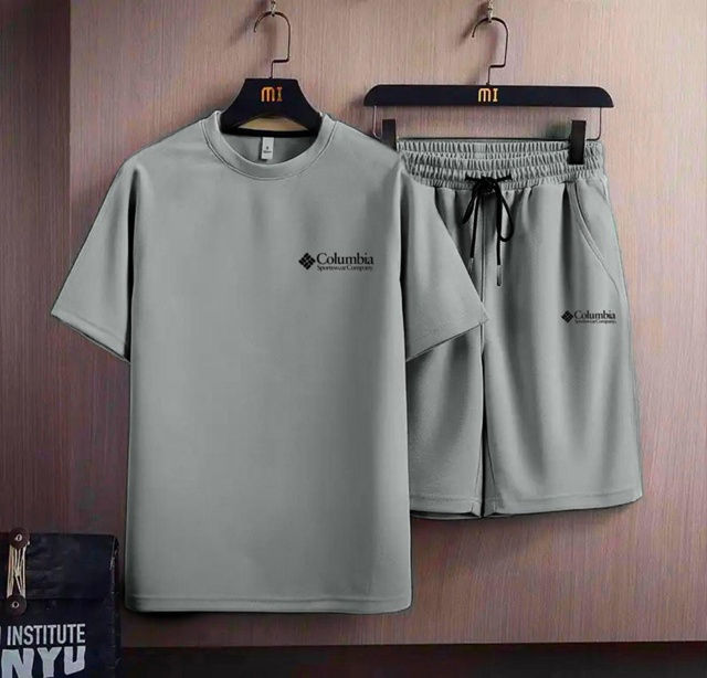 Спортивный костюм 22928943