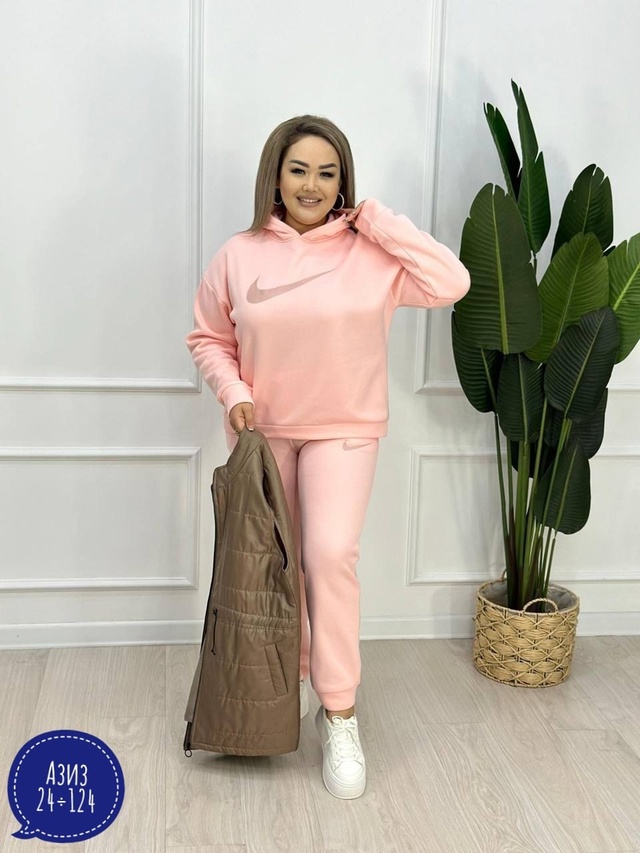 Спортивный костюм 22936888