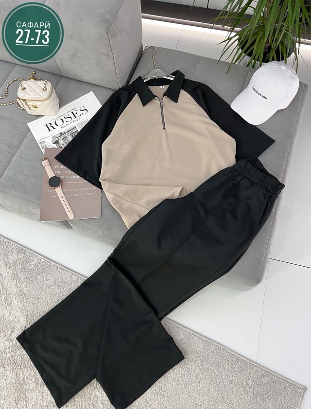 Спортивный костюм 22939844