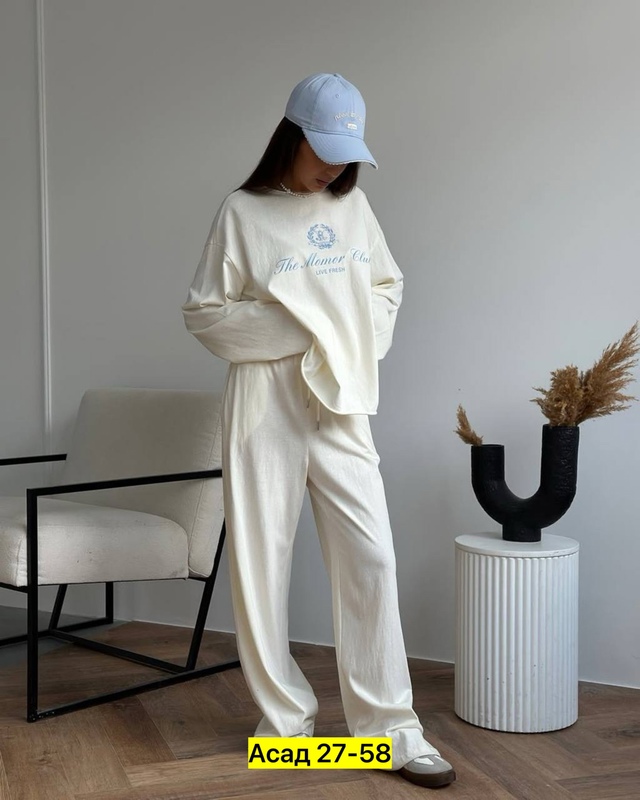 Спортивный костюм 22940702