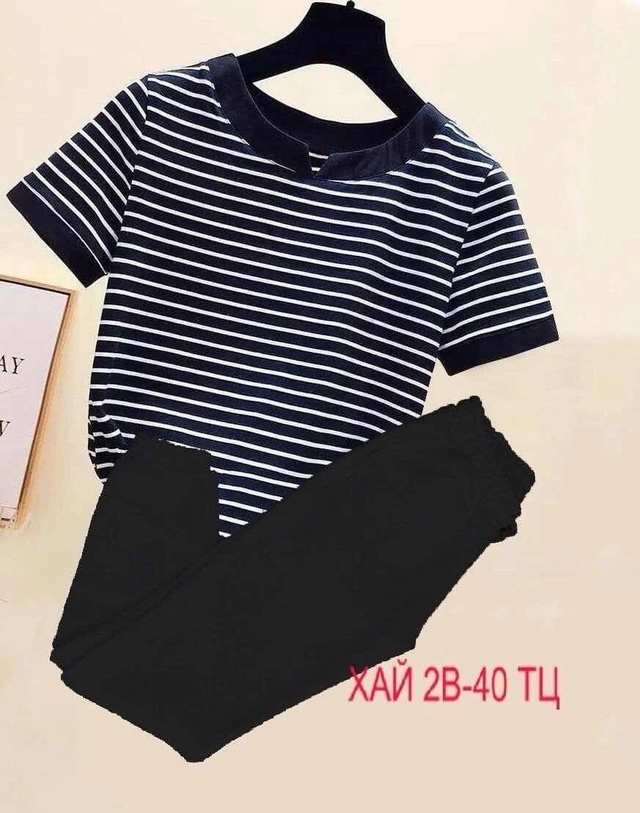 Спортивный костюм 22942520