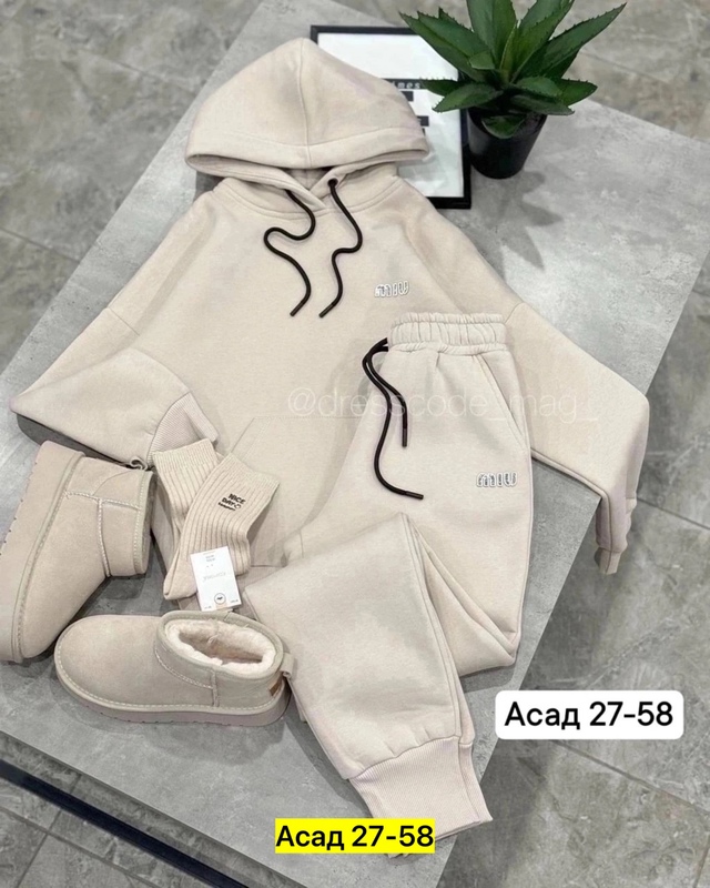 Спортивный костюм 22942055