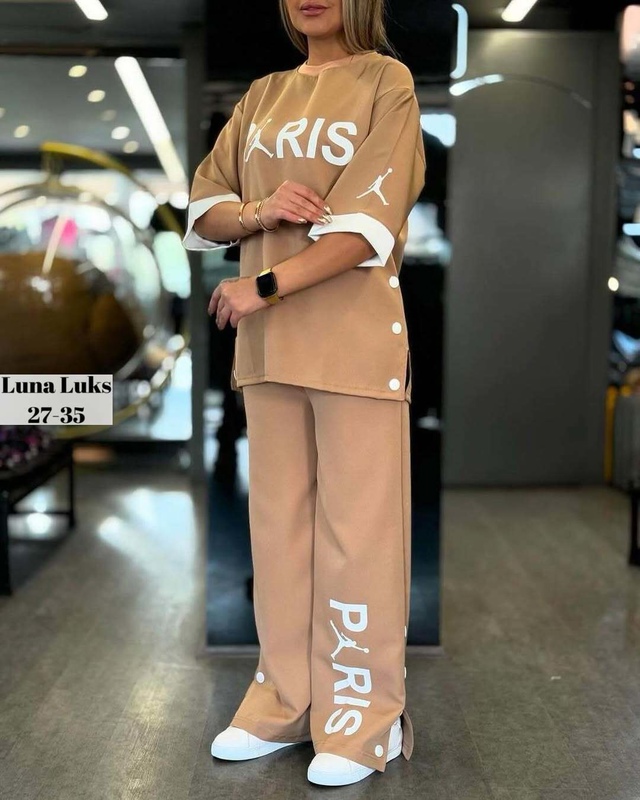 Спортивный костюм 22944048