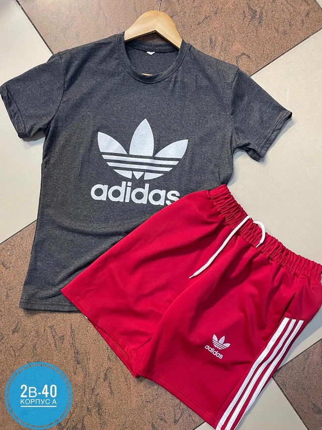 Спортивный костюм 22943136