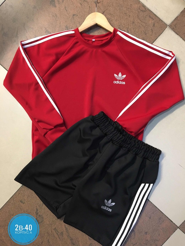 Спортивный костюм 22943410