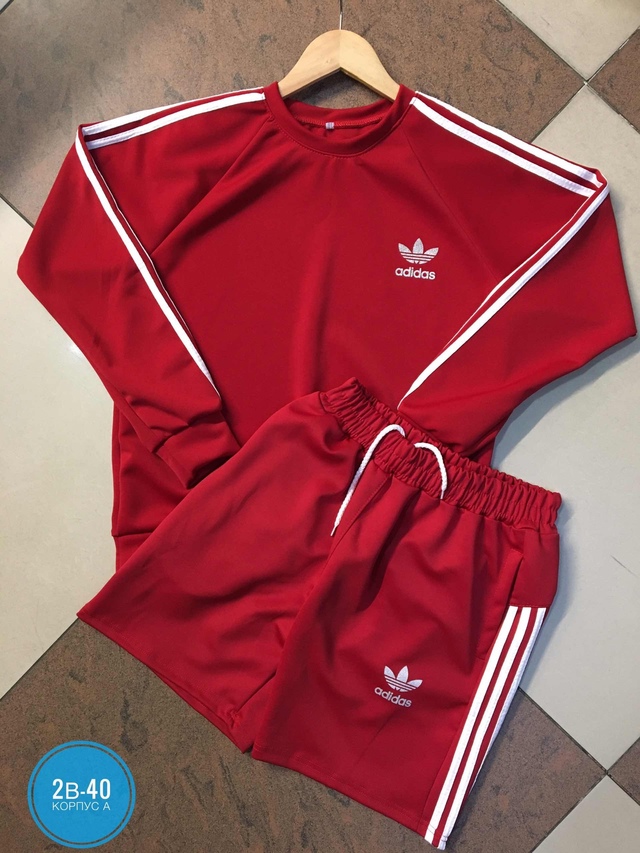 Спортивный костюм 22943410