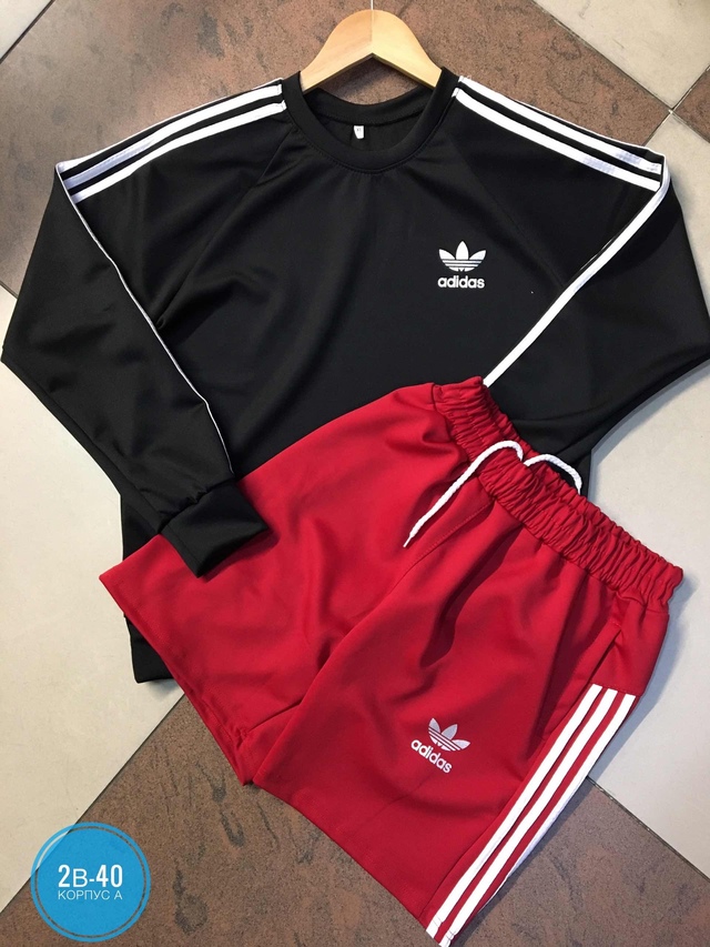 Спортивный костюм 22943410