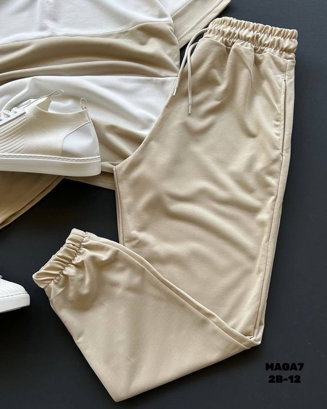 Спортивный костюм 22945064