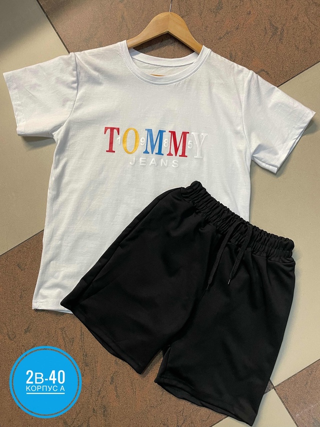 Спортивный костюм 22944681