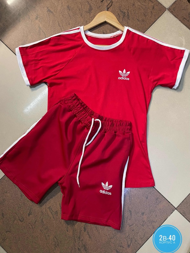 Спортивный костюм 22946346