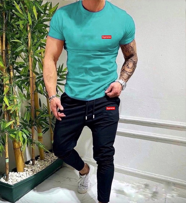 Спортивный костюм 22947236