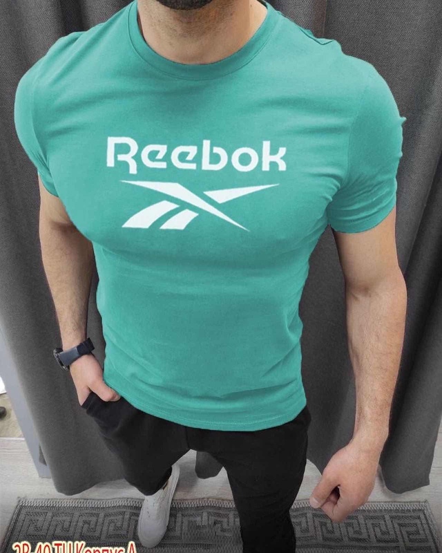 Спортивный костюм 22948135