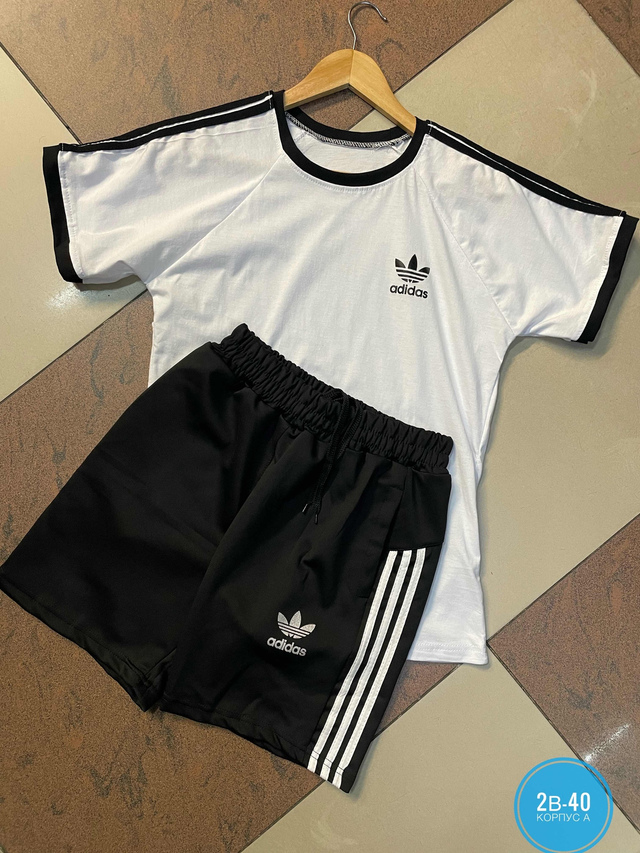 Спортивный костюм 22947767