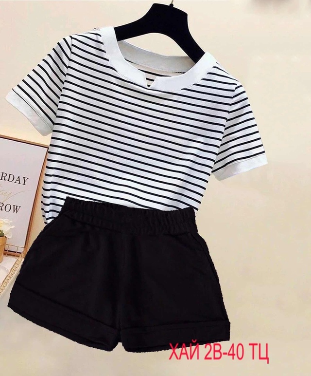 Спортивный костюм 22946954