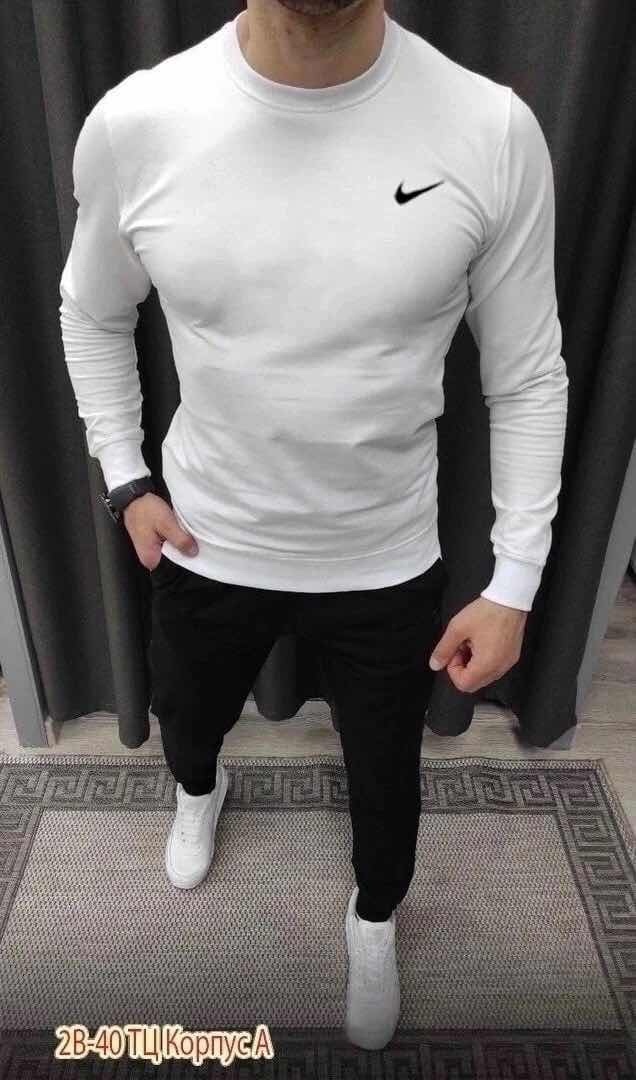 Спортивный костюм 22948502