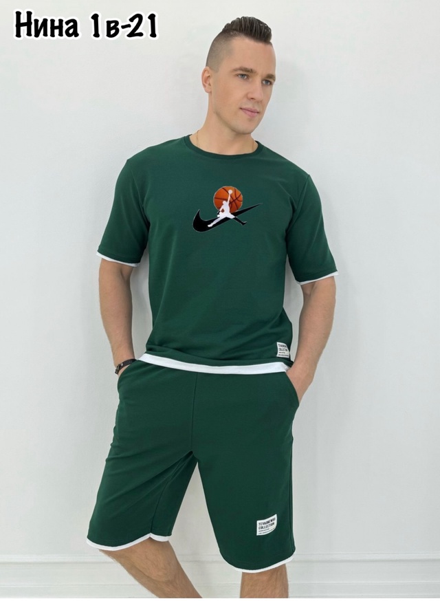 Спортивный костюм 22949543