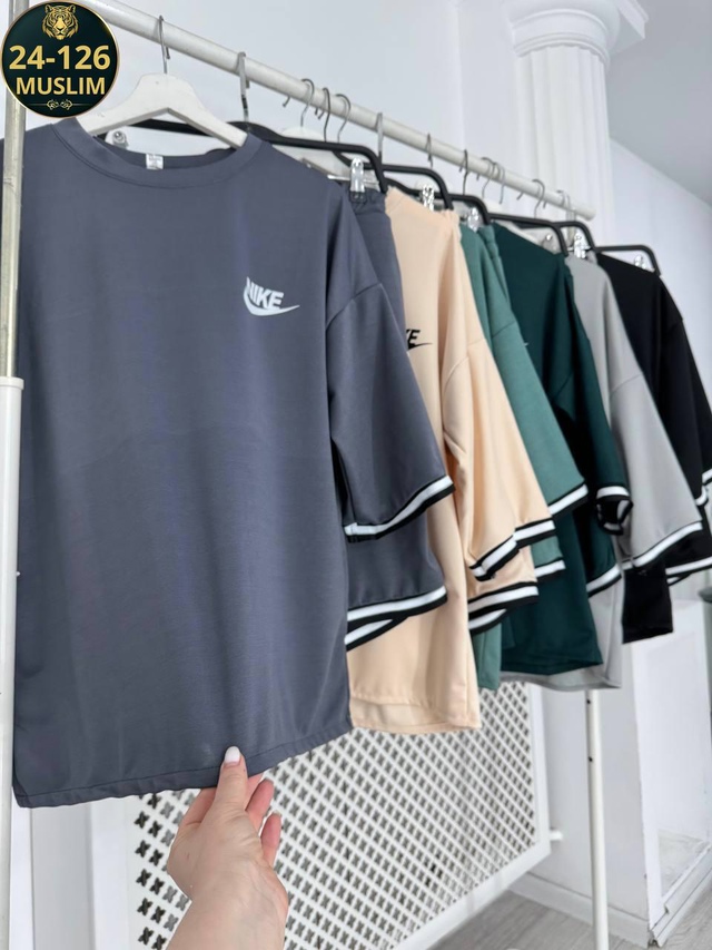 Спортивный костюм 22948673