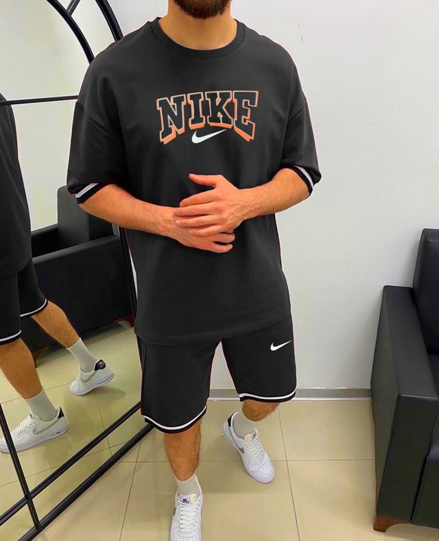 Спортивный костюм 22949439