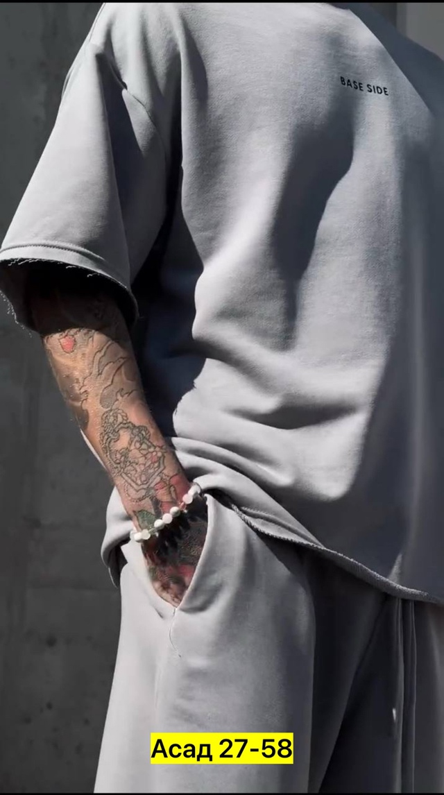 Спортивный костюм 22948971