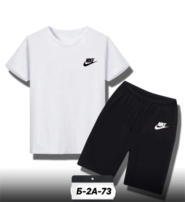 Спортивный костюм 22961336