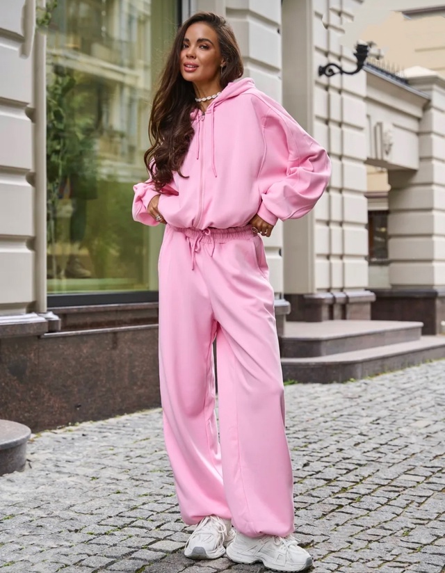 Спортивный костюм 22961325