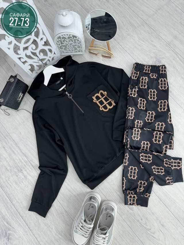 Спортивный костюм 22966051