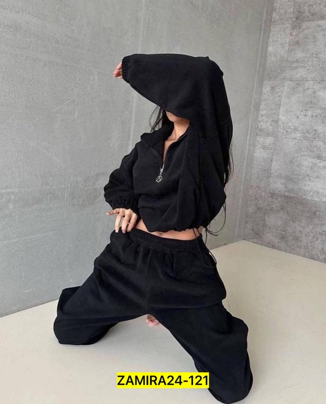 Спортивный костюм 22964694