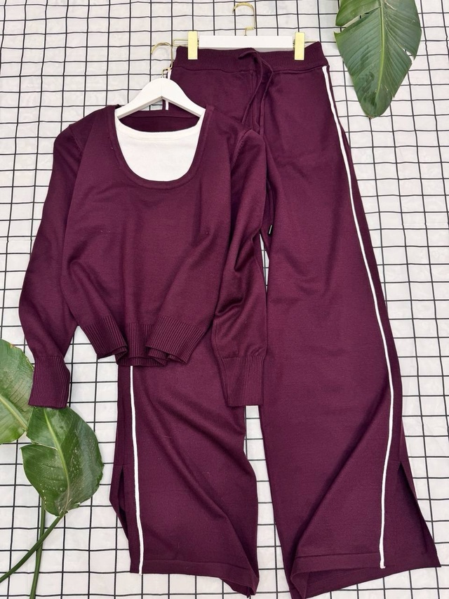 Спортивный костюм 22965240