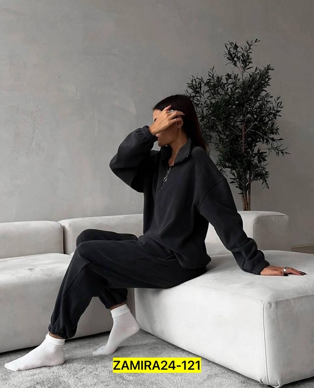 Спортивный костюм 22964694