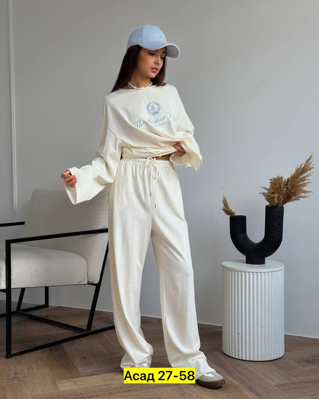 Спортивный костюм 22965253