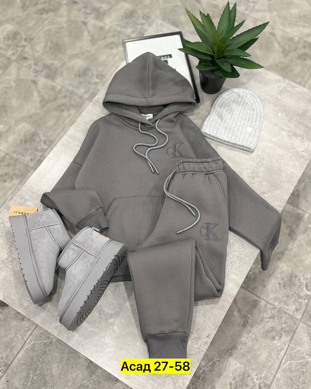 Спортивный костюм 22967906