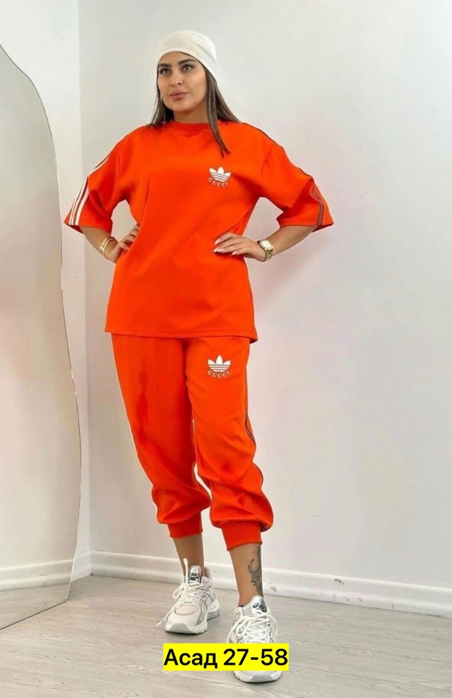 Спортивный костюм 22967081