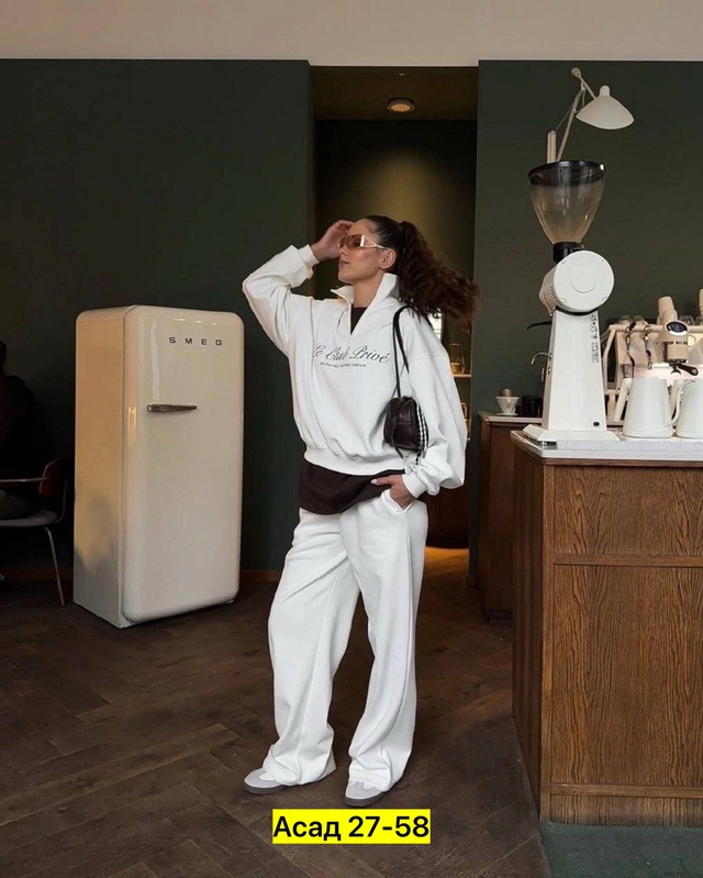 Спортивный костюм 22967173