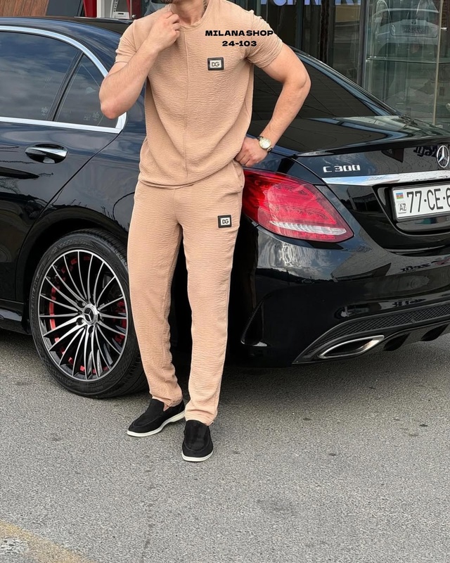 Спортивный костюм 22971620