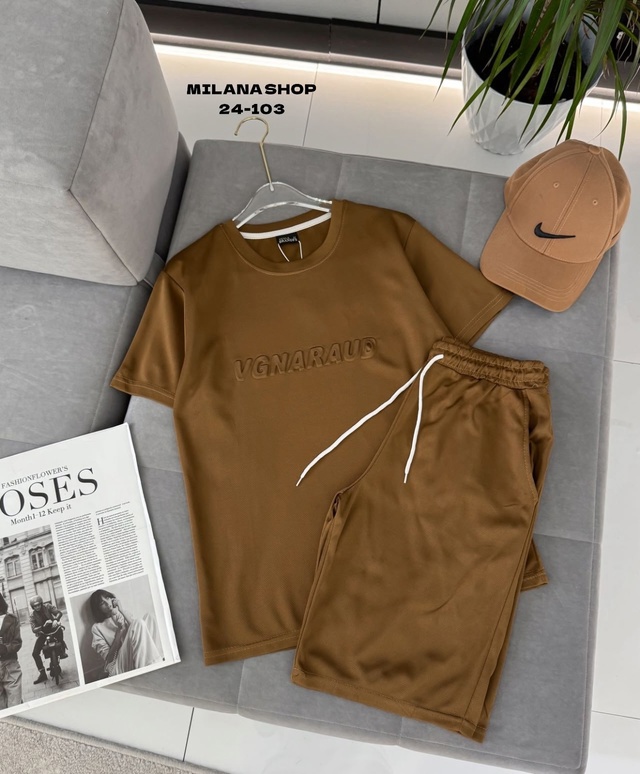 Спортивный костюм 22973272