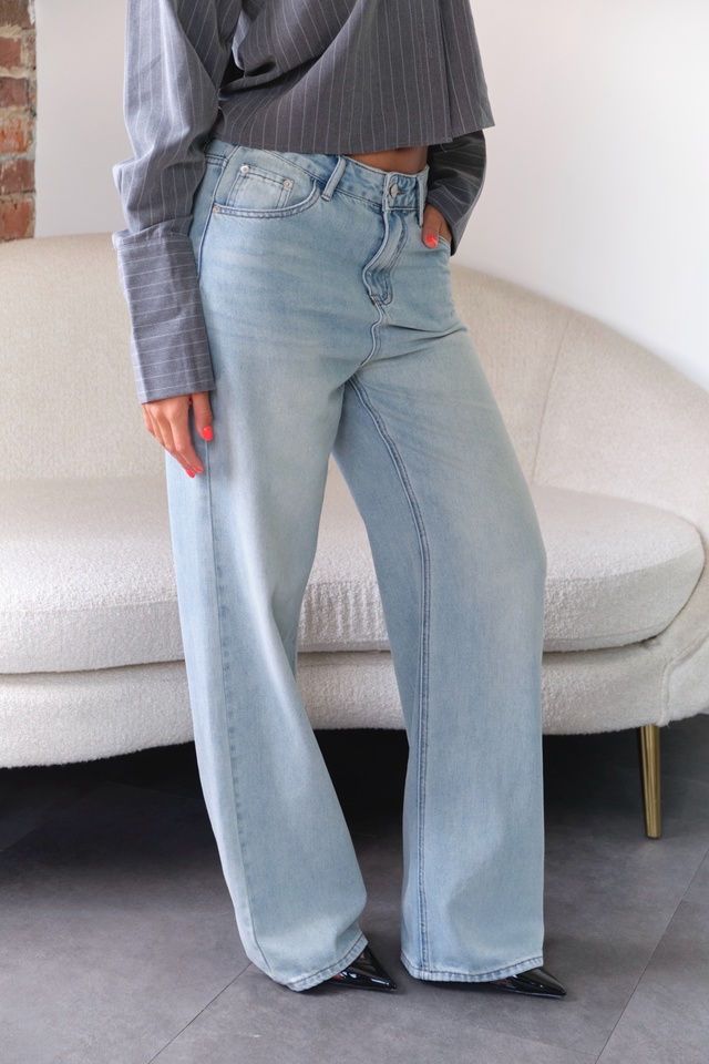 Джинсы 22972887