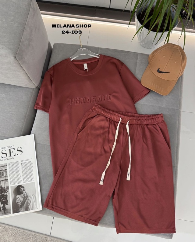 Спортивный костюм 22973272