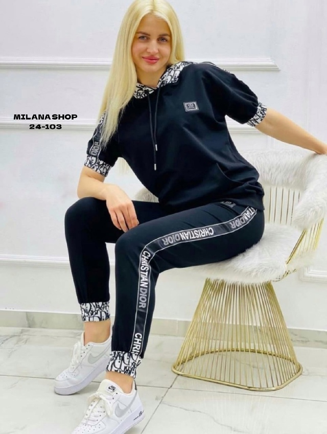 Спортивный костюм 22975672