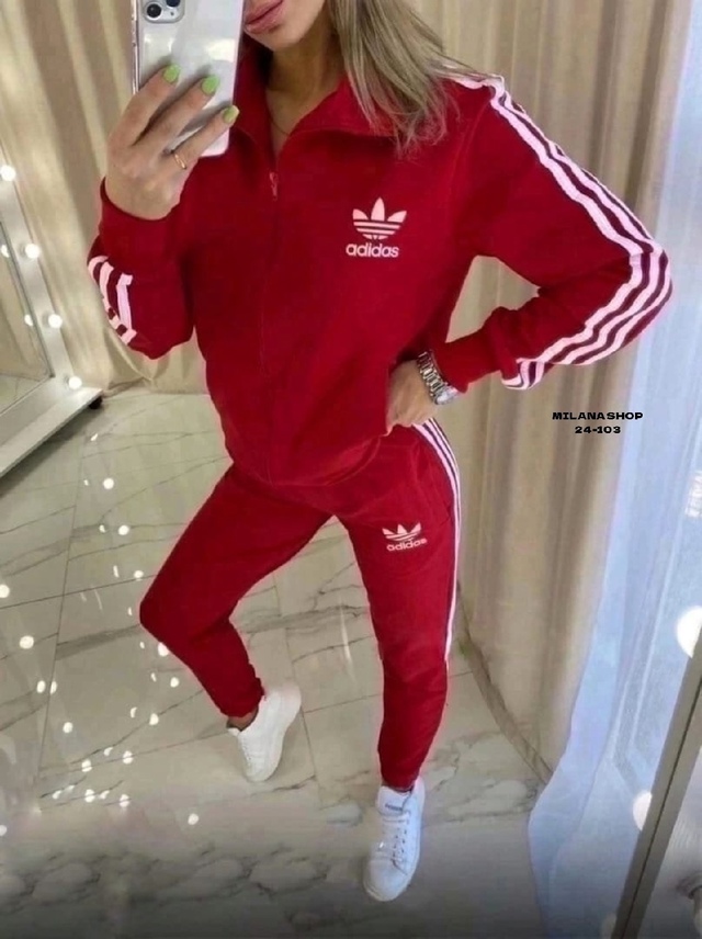 Спортивный костюм 22975526