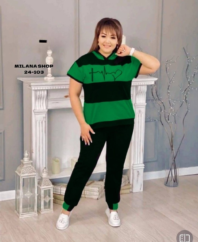 Спортивный костюм 22975996