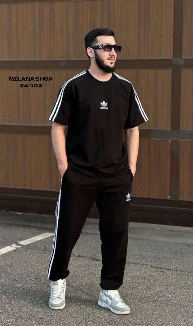 Спортивный костюм 22977204