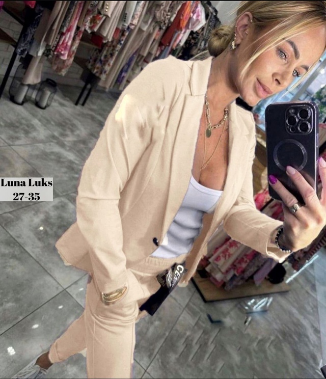 Костюм 22987384