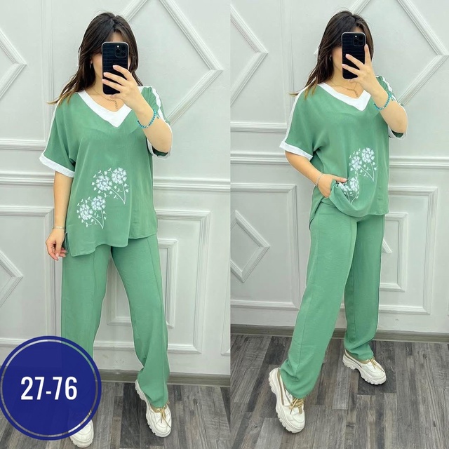 Спортивный костюм 22991993