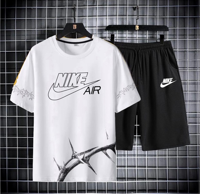 Спортивный костюм 22997078