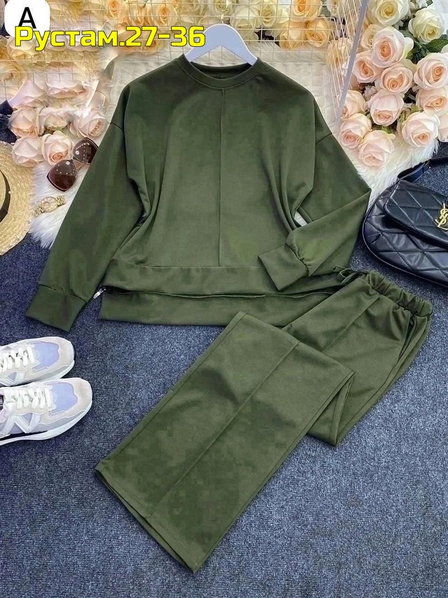 Спортивный костюм 22997819