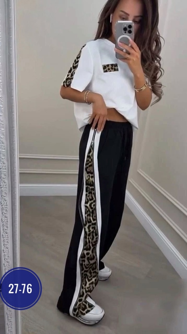 Костюм 22998352