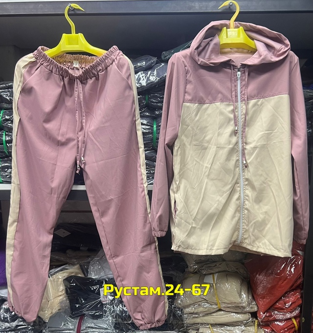 Спортивный костюм 23010794