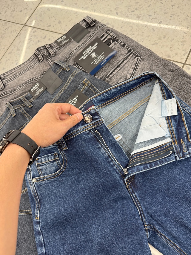 Джинсы 23011336